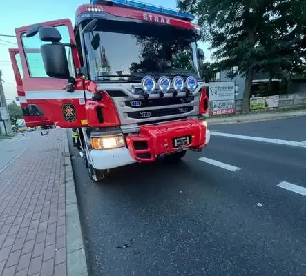 Kolizja samochodu osobowego z ciężarowym w Olsztynie – interweniowały służby