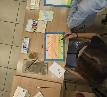 Arteterapia w projekcie „Aktywna 19” – pierwsze zajęcia za nami