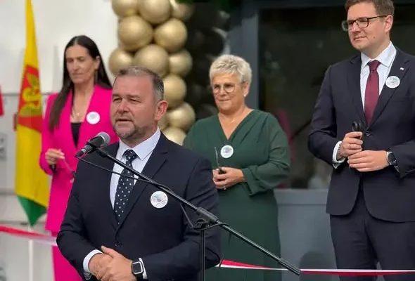 Szkoła w Łąkorzu po modernizacji oficjalnie otwarta