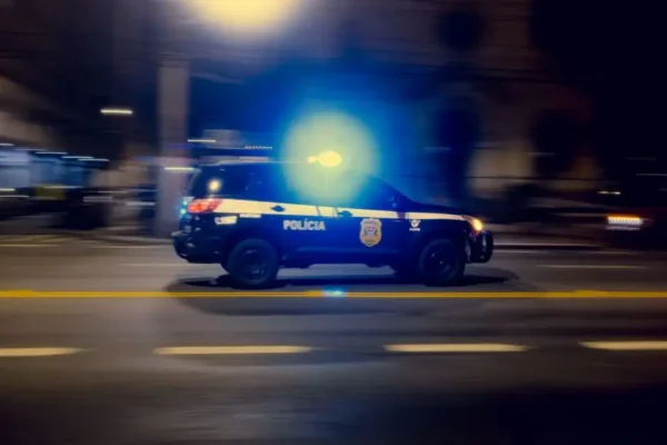 Braniewo: 45-latek z dożywotnim zakazem i 2 promilami uciekał BMW przed policją