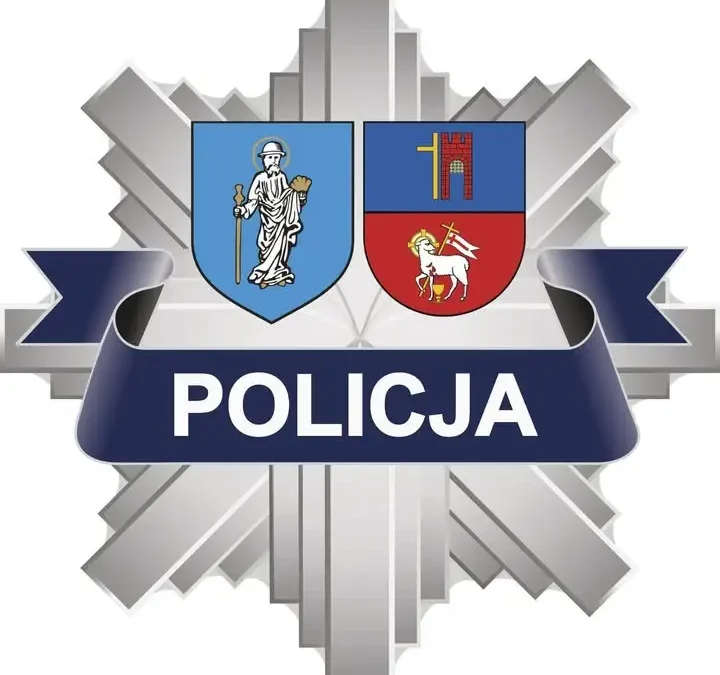 Awaria na ruchliwym skrzyżowaniu w Olsztynie. Policjanci pomogli, inni tylko trąbili