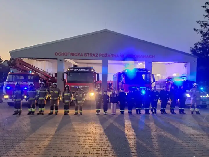 Strażacy w całym kraju oddali hołd tragicznie zmarłym kolegom z Niska