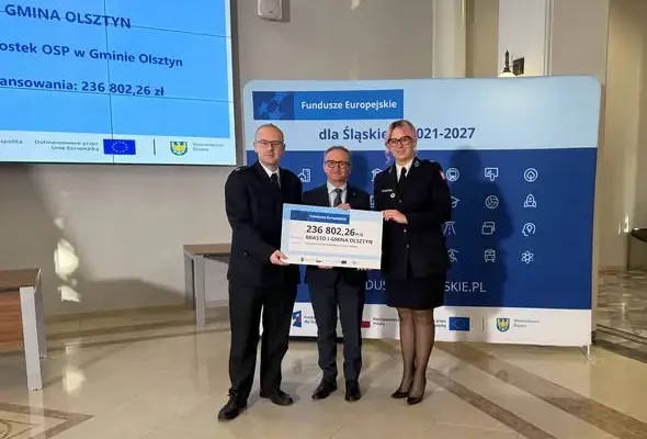 Olsztyn i Zrębice: ponad 315 tys. zł na nowy sprzęt dla strażaków ochotników