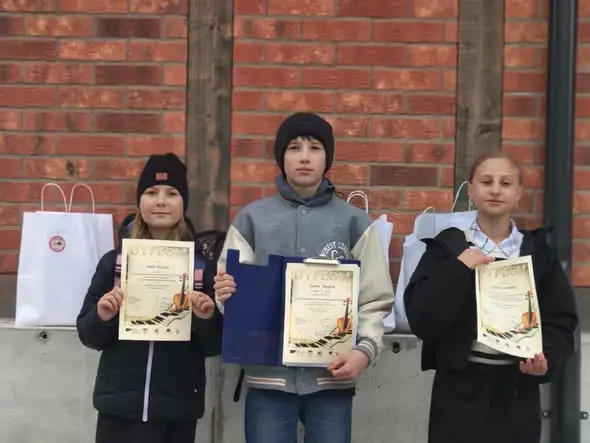 Uczniowie z Barczewa z sukcesem na Wojewódzkim Konkursie Piosenki Patriotycznej